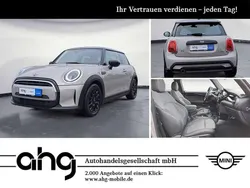 Grau Gebraucht 2021 Mini Cooper Classic Kleinwagen | 18.460 € (Fairer Preis)