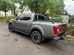Grau Gebraucht 2020 Nissan Navara Abholung | 29.700 € (Fairer Preis)