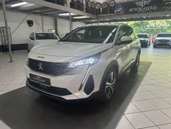 Weiß Gebraucht 2021 Peugeot 3008 Allure SUV | 21.900 € (Fairer Preis)
