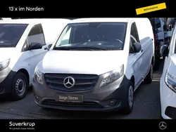 Arktikweiß Gebraucht 2023 Mercedes Vito Van / Kleinbus | 33.189 € (Guter Preis)