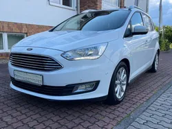 Diamantweiß Gebraucht 2018 Ford Grand C-Max Van / Kleinbus | 9.800 € (Fairer Preis)