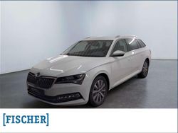 Weiss Gebraucht 2022 Skoda Superb Style Kombi | 28.770 € (Fairer Preis)