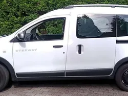 Weiß Gebraucht 2019 Dacia Dokker Stepway Van | 10.900 € (Fairer Preis)