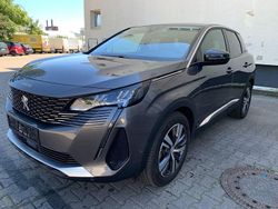Grau Gebraucht 2022 Peugeot 3008 Allure SUV | 22.900 € (Superpreis)