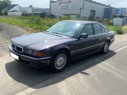 Violet Gebraucht 1997 BMW 735 Limousine | 2.400 €