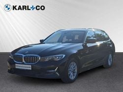 Schwarz Gebraucht 2021 BMW 320 Luxury Line Kombi | 25.368 € (Guter Preis)