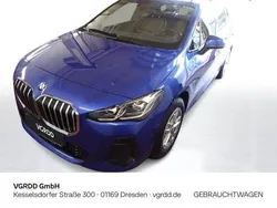 Portimao blau metallic Gebraucht 2022 BMW 218 Active Tourer Performance Van / Kleinbus | 28.390 € (Etwas zu teuer)
