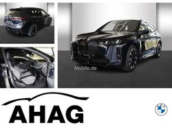 Schwarz Neu 2025 BMW iX M Sport SUV | 81.890 € (Fairer Preis)