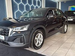 Grau Gebraucht 2021 Audi Q2 Basis SUV | 19.999 €