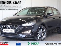 Schwarz Gebraucht 2023 Hyundai i30 Trend Limousine | 14.489 € (Guter Preis)