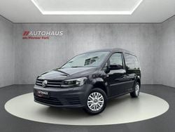 Schwarz Gebraucht 2016 VW Caddy Van / Kleinbus | 10.490 € (Guter Preis)