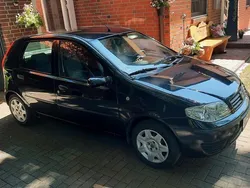 Schwarz Gebraucht 2005 Fiat Punto Kleinwagen | 900 € (Guter Preis)