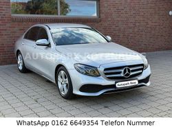 Silber Gebraucht 2016 Mercedes E220 Avantgarde Limousine | 15.400 € (Superpreis)