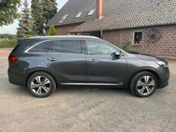 Grau Gebraucht 2019 Kia Sorento 2 SUV | 26.500 € (Fairer Preis)