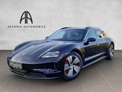 Tiefschwarzmetallic Gebraucht 2024 Porsche Taycan Kombi | 87.911 € (Superpreis)