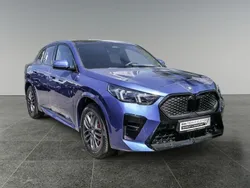 Blau Gebraucht 2024 BMW iX2 M Sport SUV | 47.990 €