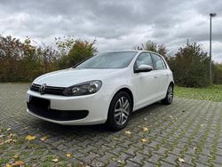 Weiß Gebraucht 2009 VW Golf VI Comfortline Limousine | 5.400 € (Fairer Preis)
