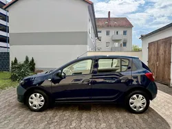 Blau Gebraucht 2014 Dacia Sandero Kleinwagen | 3.500 € (Superpreis)