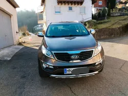 Braun Gebraucht 2012 Kia Sportage SUV | 7.000 €