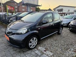 Grau Gebraucht 2008 Toyota Aygo Cool Kleinwagen | 1.699 € (Fairer Preis)
