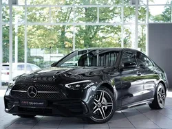 Grau Gebraucht 2022 Mercedes C300 AMG line Limousine | 38.900 € (Etwas zu teuer)