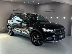 Black solid "stone" / solid Gebraucht 2019 Volvo XC40 Momentum SUV | 28.951 € (Etwas zu teuer)