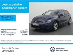 Atlantik blau Gebraucht 2023 VW Golf VIII Life Limousine | 24.480 € (Guter Preis)