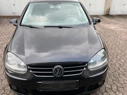 Schwarz Gebraucht 2004 VW Golf V Limousine | 1.500 € (Superpreis)