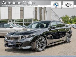 Saphirschwarz metallic Neu 2025 BMW 530e M Sport Limousine | 59.990 € (Superpreis)