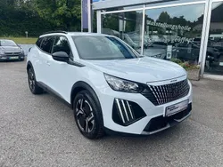 Weiß Gebraucht 2024 Peugeot 2008 Allure SUV | 21.990 € (Fairer Preis)