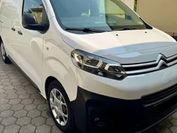 Weiß Gebraucht 2021 Citroën Jumpy Van / Kleinbus | 21.399 € (Fairer Preis)