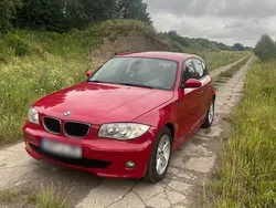 Rot Gebraucht 2006 BMW 118 Kleinwagen | 2.200 € (Guter Preis)