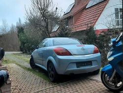 Blau Gebraucht 2007 Opel Tigra Cabrio | 1.400 € (Fairer Preis)