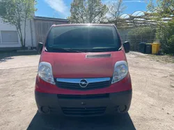 Rot Gebraucht 2014 Opel Vivaro Van | 8.999 € (Fairer Preis)