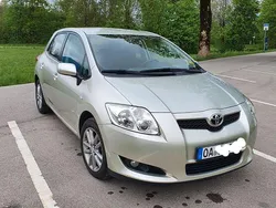 Beige Gebraucht 2009 Toyota Auris Life Limousine | 6.500 € (Fairer Preis)