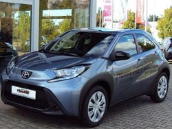 Celestite grey Neu 2025 Toyota Aygo X Business Edition SUV | 17.400 €
