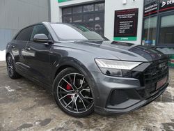 Grau Gebraucht 2023 Audi Q8 S-Line SUV | 75.800 € (Etwas zu teuer)