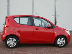 Rot Gebraucht 2011 Opel Agila Edition Limousine | 5.400 € (Guter Preis)