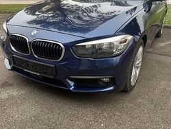 Blau Gebraucht 2017 BMW 118 Kleinwagen | 14.700 € (Guter Preis)