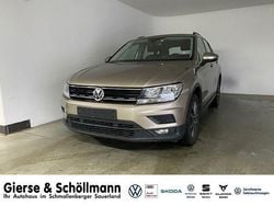 Titanium beige metallic (metallic) Gebraucht 2019 VW Tiguan Comfortline SUV | 16.400 € (Superpreis)