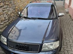Blau Gebraucht 2001 Audi A6 Basis Kombi | 3.000 € (Fairer Preis)