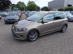 Gold Gebraucht 2017 VW Golf VII Sound Limousine | 15.300 € (Fairer Preis)
