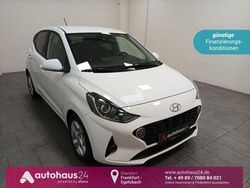 Weiß Gebraucht 2022 Hyundai i10 Edition 30 Kleinwagen | 11.470 € (Fairer Preis)