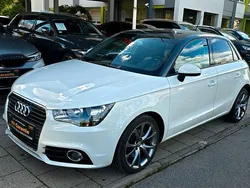 Weiß Gebraucht 2012 Audi A1 Sportback Ambition Kleinwagen | 9.900 € (Fairer Preis)