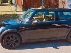 Schwarz Gebraucht 2002 Mini Cooper Kleinwagen | 1.990 €