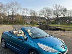 Blau Gebraucht 2008 Peugeot 207 CC Sport Cabrio | 4.800 € (Fairer Preis)