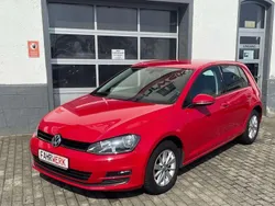 Tornadorot Gebraucht 2015 VW Golf VII Comfortline Limousine | 10.970 € (Fairer Preis)