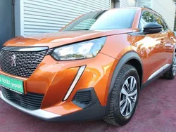 Orange Gebraucht 2023 Peugeot 2008 Allure SUV | 19.899 €