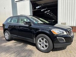 Schwarz Gebraucht 2010 Volvo XC60 Summum SUV | 7.900 € (Guter Preis)