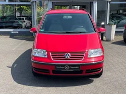 VW Sharan